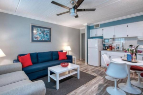 Sunset Beach Suites #5 - Under New Management! Pet Friendly and Steps to the Beach!